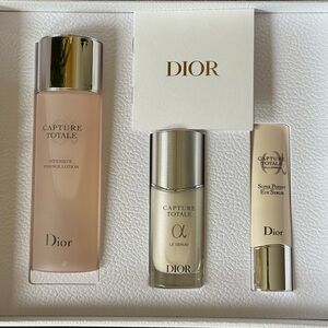 Capture Totale Full size anti aging set by Dior